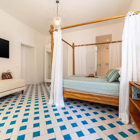 - Maison Marika *